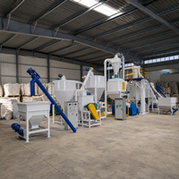 Usine de fabrication d'aliments pour volailles automatique avec broyeur, mélangeur, silo, convoyeur et machine d'emballage