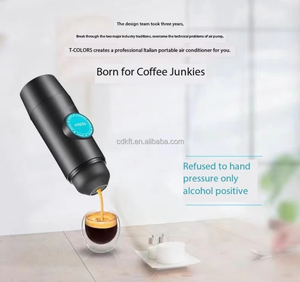 Cafetera Portátil Mini USB de Litio con Batería para Senderismo COFETO CP017, Presión de 15-18 Bares, Compatible con Cápsulas Autocalentables - Product Image 3