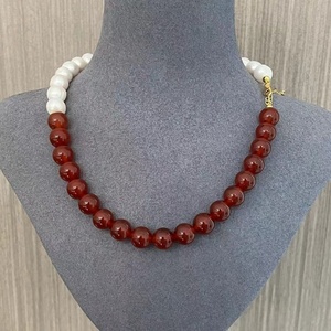 Collana <span class=keywords><strong>da</strong></span> <span class=keywords><strong>Donna</strong></span> di Lusso <span class=keywords><strong>per</strong></span> <span class=keywords><strong>Capodanno</strong></span> in Argento 925 con Catena Regolare, Agata Rossa e Perle Naturali - Product Image 3