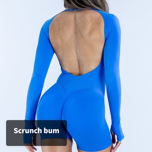 Combinaison de yoga sans couture à manches longues CIYING, une pièce, dos ouvert, froncée aux fesses, avec trous pour les pouces, idéale pour l'entraînement - Product Image 2