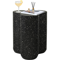 Table d'appoint en oxyde de magnésium en forme de trèfle, table d'appoint décorative en faux terrazzo noir, table d'appoint pour canapé, décoration pour la maison