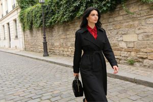 Sac à main pliable portable en PU noir pour femme, imperméable, avec fleurs en perles, fabriqué en Chine, pour collections de marques – Vente en gros - Product Image 4