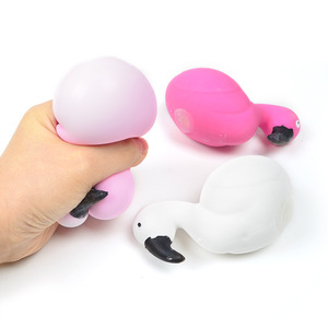 Juguete Antiestrés de Flamenco, Juguete Blando de Goma TPR, Nuevo Producto, Pelota de Liberación de Estrés, Regalo para Niños y Adultos - Product Image 4