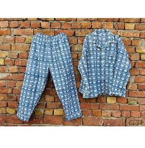 Ensemble de pyjama en coton imprimé à la main pour femmes, tissu léger et respirant, idéal pour se détendre à la maison et pour la nuit - Product Image 1