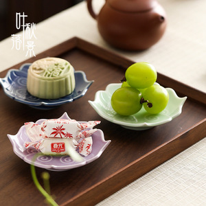 Fallen Leaves In Autumn Ceramic Flower Shape <b>Tray</b> Handmade <b>Small</b> Dish For Snack Party Dishes - Product Image 3