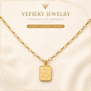 Collier géométrique en acier titane couleur or pour femmes - Product Image 1