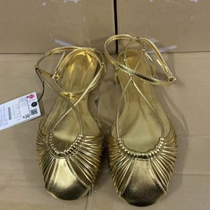 Sandales plates à bride cheville pour femme, effet métallisé doré, bout rond ajouré, chaussures ouvertes - Product Image 6