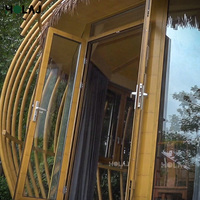 Dôme de Glamping Modulaire Préfabriqué Style Moderne Créatif Cabane Loft Texture Bambou pour Hôtels de Tourisme et Complexes de Vacances