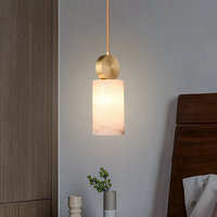 Lustre suspendu en marbre espagnol, design carré, luxueux et atmosphérique, idéal pour chambre à coucher, entrée, éclairage design en gros