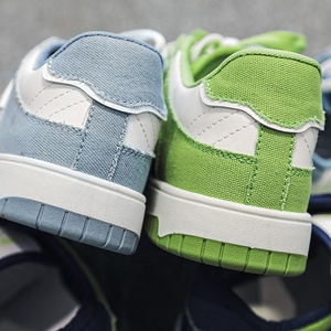 Zapatos de Skateboard hechos a medida para hombre, zapatillas informales de moda Retro con Logo personalizado - Product Image 6