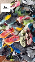 Chaussures d'occasion S32-1 – Vente en gros de chaussures de marque de seconde main – Baskets de course de marque premium d'occasion pour distributeurs