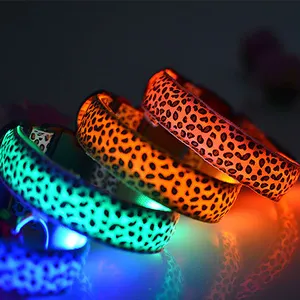 Großhandel verstellbare Leoparden muster LED-Licht Haustier Halsband Sicherheit USB wiederauf ladbare leuchtende Hunde halsband