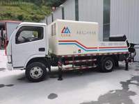 Pompe à béton diesel montée sur camion télécommandée MINLE, productivité de 50 m³/h pour les projets de construction - Placement sûr et précis