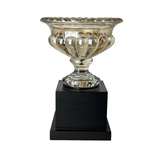 Fabrieksproductie Kristallen Vaas Trofee Award Met Houten Basis