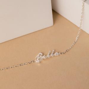 Pulsera Minimalista con Nombre Personalizado, Joyería con Nombre Personalizado, Regalo Perfecto para Mamá - Product Image 5