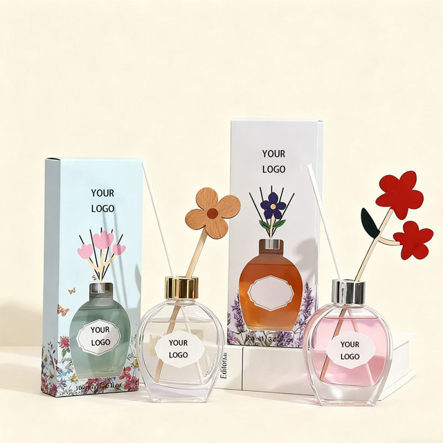 Hot Selling Eco-Friendly Floral Scent Home Fragrance Gift Long-Lasting Natural Oil Reed Diffuser for Living Room Car Hotel