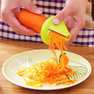 Wholesale Stainless Steel Kitchen Rotating Shredder Spiral Peeler Manual <b>Vegetable</b> Slicer Fruit Potato Radish Grater - Product Image 6