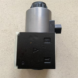 Vanne solénoïde Atos Sdke 1631 2 10s 24v, vanne hydraulique industrielle en fonte noire - Product Image 1