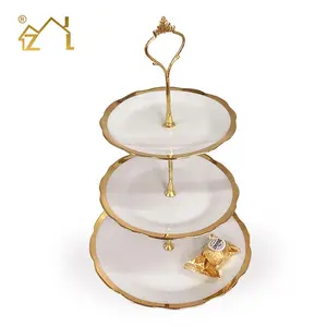 Оптовая продажа, роскошный фарфоровый Золотой треугольный поднос для торта для свадьбы