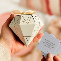 Coffrets cadeaux de luxe personnalisés pour la Saint-Valentin 2023 Emballage en gros en relief avec des matériaux recyclés Idées cadeaux