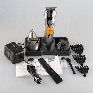 Kemei KM 580A Kit Completo Ricaricabile per Taglio <span class=keywords><strong>Capelli</strong></span>, Barba e Corpo, <span class=keywords><strong>Rasoio</strong></span> Elettrico e Trimmer per <span class=keywords><strong>Uomo</strong></span> - Product Image 5