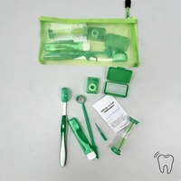Kit professionnel d'hygiène bucco-dentaire pour orthodontie : Ensemble de 8 pièces conçu pour le nettoyage des appareils dentaires
