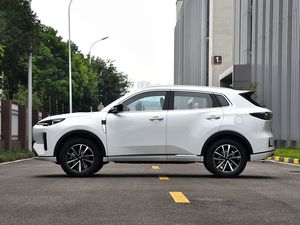 Changan Qiyuan Q05 2025 SUV Ibrido Plug-In Compatto Versione True Fragrance 125 <span class=keywords><strong>Tipo</strong></span> Pilota Veicolo a Nuova Energia - Product Image 6