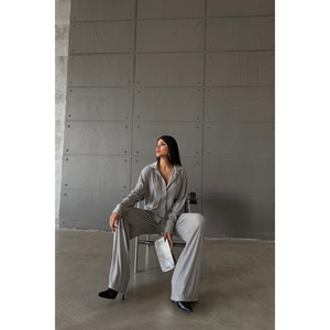 Conjunto Casual de 2 Piezas Plateado Brillante para Mujer, Compuesto por Camisa y Pantalones - Product Image 2