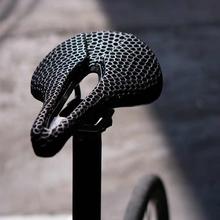 ZTTO自転車3DプリントサドルチタンカーボンレールTiパワー特許取得済み
