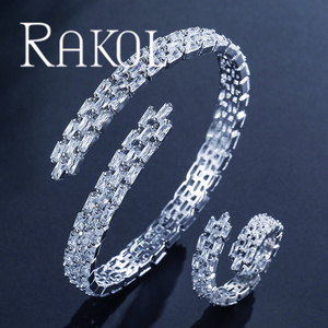 RAKOL SP3006 Unique Cool Style Rose Plaqué Or Trois Rangées Micro Incrusté Zircone Bracelet Ouvert Ensemble de Bagues - Product Image 2