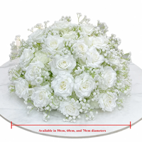 Boule de fleurs artificielles roses blanches pures en soie, gypsophile, arrangement floral réaliste fait main, centre de table de mariage, événement