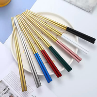 Baguettes carrées réutilisables en acier inoxydable 304 de style coréen pour restaurants de sushi, hôtels, cuisines domestiques, vente en gros