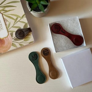 Marque-pages magnétiques personnalisables en similicuir végétalien Mineti MLBK, gravables au laser, cadeaux de lecture pour les fêtes, pour les amateurs de livres - Product Image 5