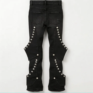 Jean évasé taille mi-haute pour homme Wangsheng, denim foncé, style hip-hop gothique streetwear, panneaux asymétriques, détails rivets argentés - Product Image 2