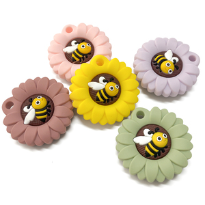 Pendentif sensoriel en silicone personnalisé Tournesol Abeille avec chaîne en corde pour enfants, idéal pour la dentition, le TDAH, l'autisme et la stimulation orale - Vente en gros - Product Image 5