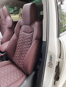 Sedile in pelle pieno fiore con regolazione elettrica, progettato per Audi RSQ8, compatibile anche con A4, A6, Q5 e Q7. - Product Image 5