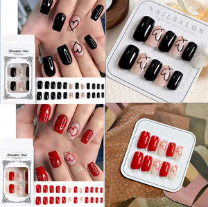 24 Uds Rojo Negro amor prensa en las <span class=keywords><strong>uñas</strong></span> <span class=keywords><strong>cortas</strong></span> cuadradas <span class=keywords><strong>uñas</strong></span> postizas usables puntas de <span class=keywords><strong>uñas</strong></span> postizas para mujeres Día de San Valentín puntas de bricolaje - Product Image 3