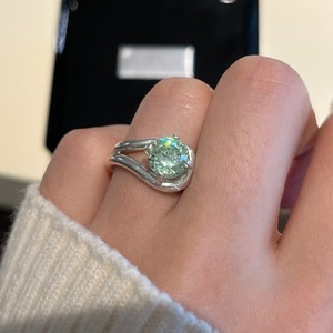 Bague en argent pur S925 de luxe léger, nœud, diamant de haute qualité incrusté, vert olive, design unique de niche, bague d'index, bagues tendance - Product Image 3
