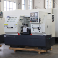 Tour CNC de précision à grande vitesse petite structure horizontale CNC6136 à lit plat avec capacité d'usinage à usage moyen