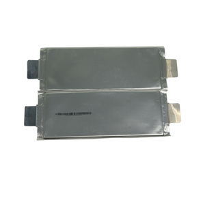 安価な高性能リチウムポリマー電池 3.6V 3.7V 76000mAh リポバッテリーセル 6S 7S 8S 10S 12S 76Ah 長距離ドローン用 - Product Image 1