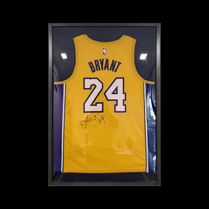 Cadre photo en verre encadré mural <span class=keywords><strong>NBA</strong></span> Football Basketball CBA Jersey Collection Affichage Bois massif UV Imprimé Écologique - Product Image 5