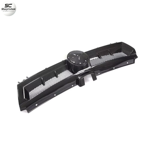 Griglia Frontale in Fibra di Carbonio per <span class=keywords><strong>Volkswagen</strong></span> Golf VII GTI/<span class=keywords><strong>R</strong></span> <span class=keywords><strong>R</strong></span> <span class=keywords><strong>Line</strong></span> 4 Porte 2014-2017 - Product Image 4