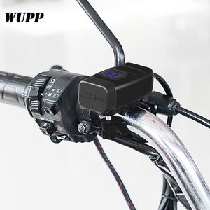 <span class=keywords><strong>Cargador</strong></span> de Teléfono para Motocicleta Impermeable QC3.0 con Pantalla de Voltaje, Puerto USB+Tipo-C, <span class=keywords><strong>Cargador</strong></span> Universal - Product Image 6