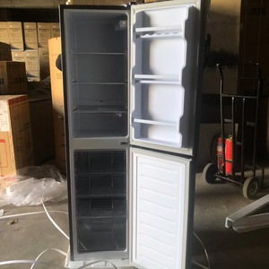 Réfrigérateur à congélateur supérieur 136L compact, dégivrage manuel, électrique, idéal pour appartement studio ou location - Product Image 2