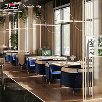 J2S Modern Commerciële Restaurantmeubelenset met op maat gemaakte marmeren tafel en booth zitplaatsen voor de horeca, alles-in-één project.