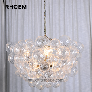 Lustre rond RHOEM Talia en verre soufflé à la main, 110V, hauteur réglable, grand luminaire pour salon - Product Image 5
