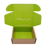 Boîte en carton ondulé pour vêtements avec impression de couleur rose, recyclable et personnalisé, 50 pièces