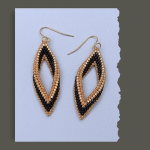 Boucles d'oreilles pendantes bohèmes 100% faites à la main, plaquées or 24 carats pour femmes - Product Image 6