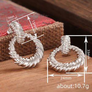 Orecchini a perno rotondi da donna, stile francese, accessori per l'uso quotidiano - Product Image 4