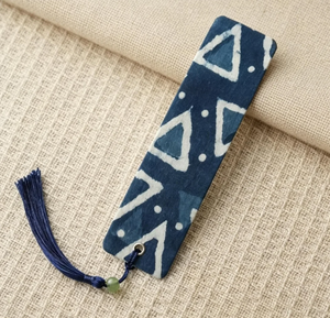 Segnalibri in Tessuto Batik Stampato Tinto in Blu per Studenti, Ideali per Lettura, Diario, Messaggi e Materiali per Journaling - Product Image 2